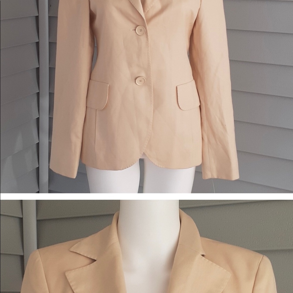 AKRIS cream Blazer— Excellent condition